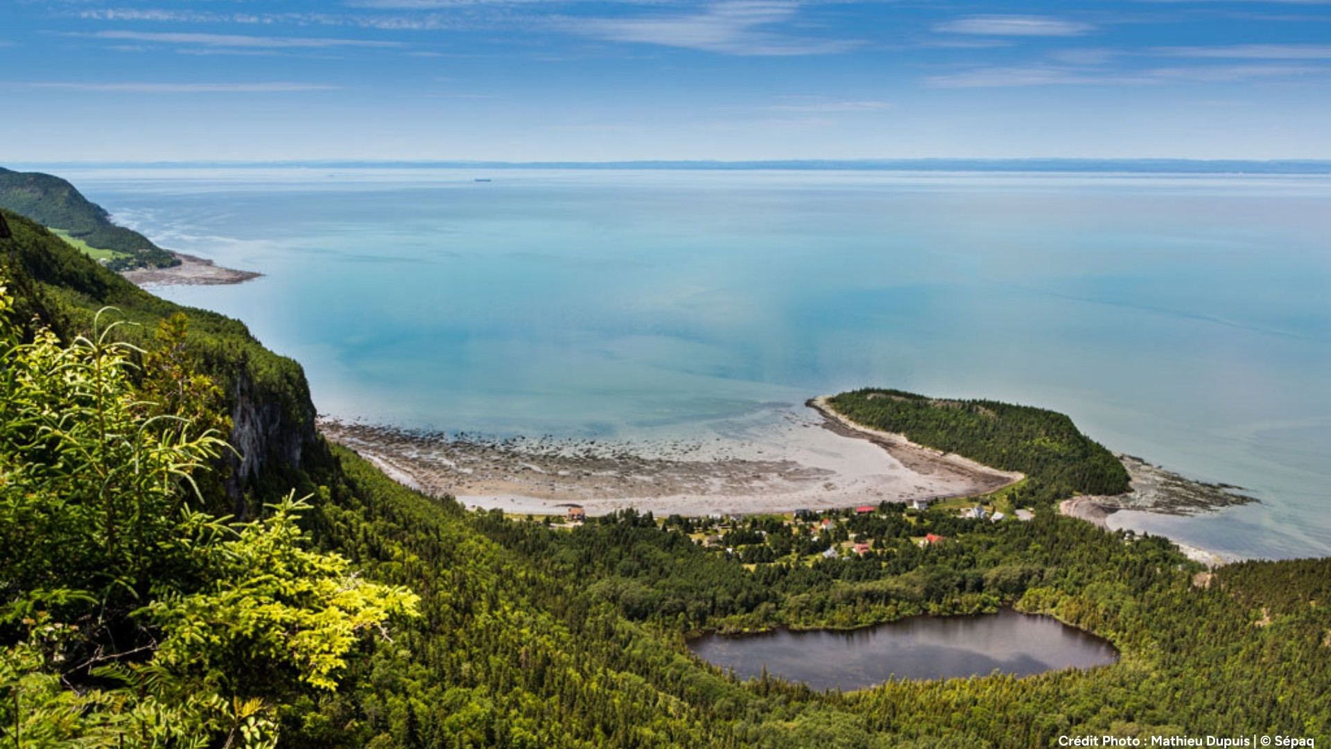 Le parc du Bic vue en hauteur.(Source de l'image : https://www.sepaq.com/pq/bic/#prettyPhoto[gallery2]/4/)