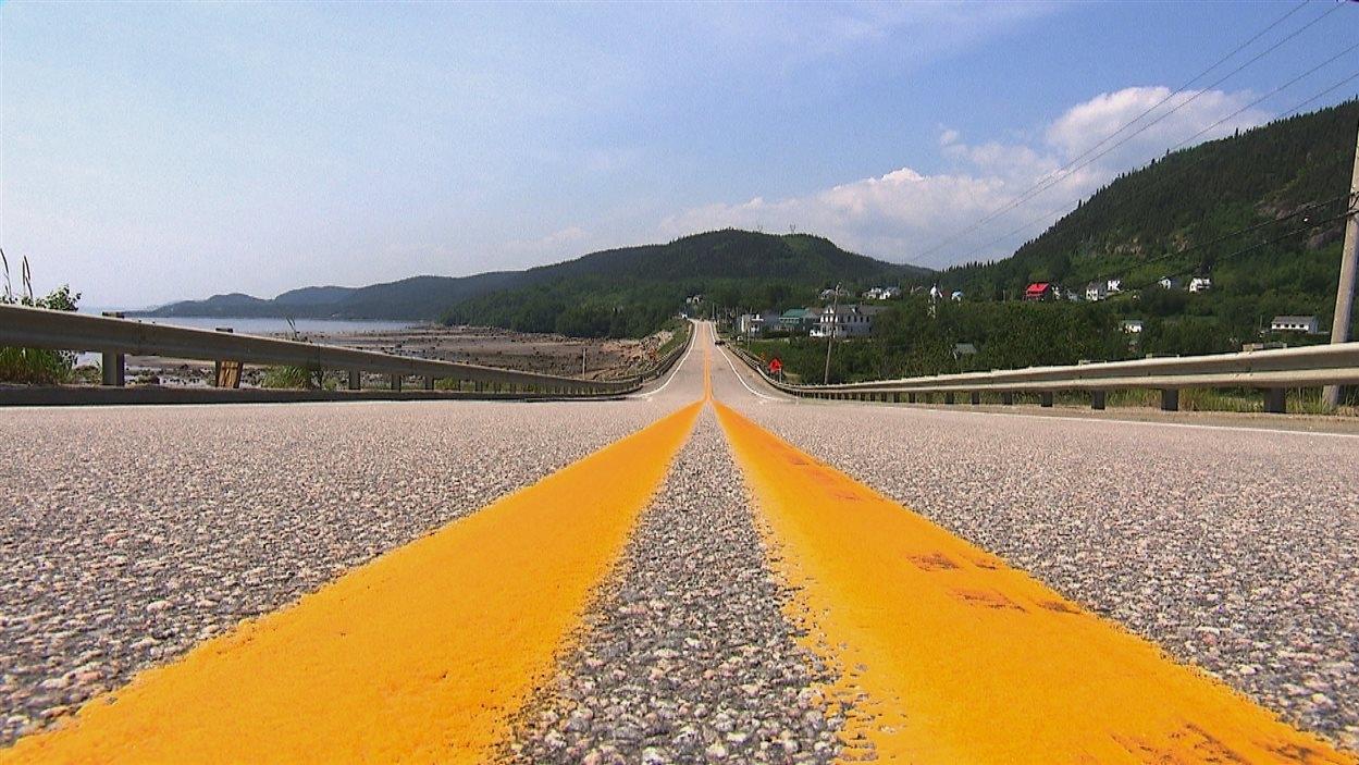 double lines on a panoramic route