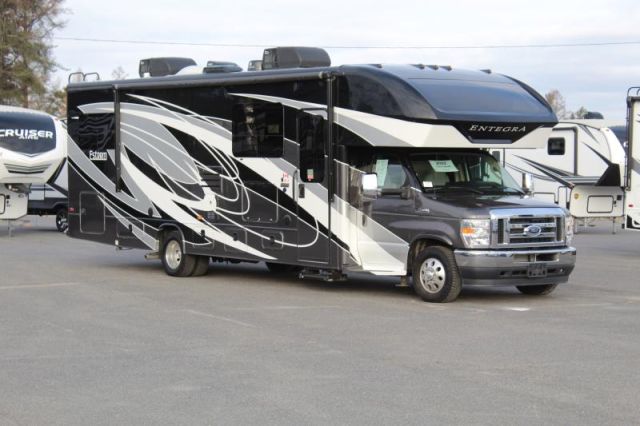 Entegra Coach Esteem 31F