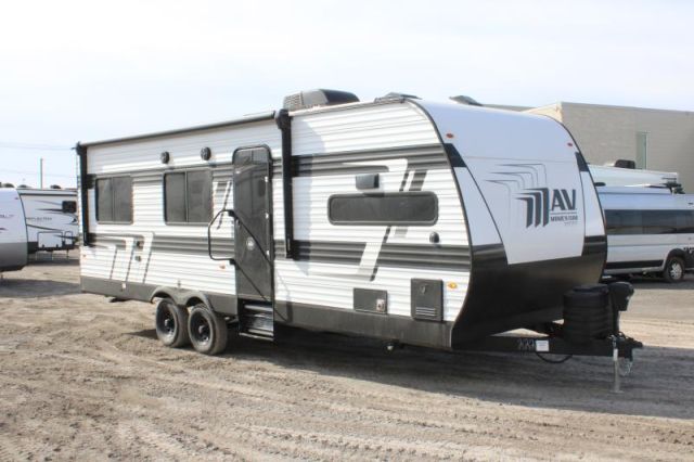 LS-D-2784RC Neuf Grand Design Momentum 24MAV 2025 a vendre1