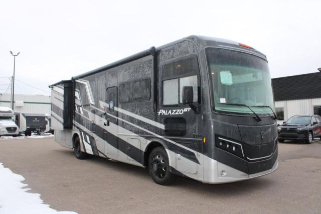 Thor Motor Coach Palazzo 33 6