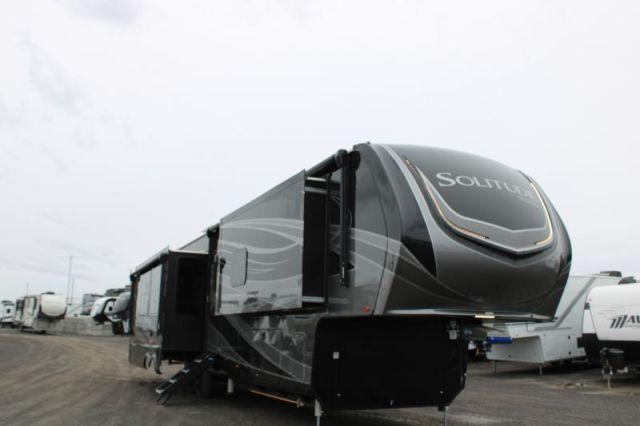 Grand Design Solitude 417KB