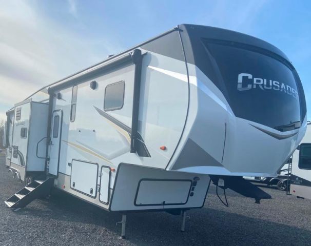 LS-F-3295 Neuf Prime Time Crusader 395BHL Dusk 2022 a vendre1