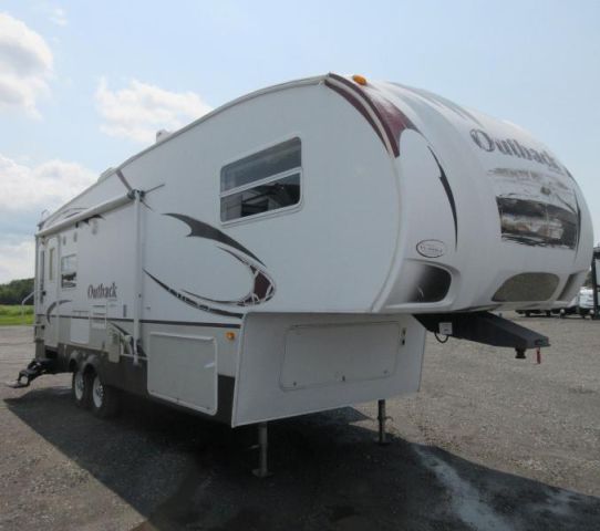 LS-A2-0333 Occasion Keystone Outback 28F 2009 a vendre1