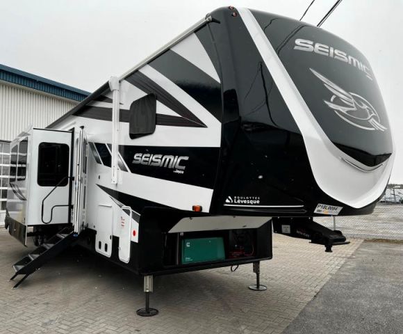 LS-J-3579FC Neuf Jayco Seismic 395 2023 a vendre1