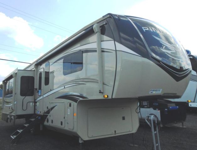 LS-J-2871Q Neuf Jayco Pinnacle 32RLTS 2023 a vendre1