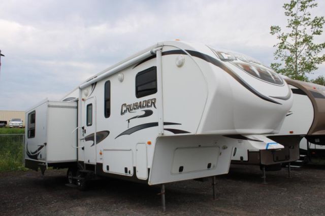 LS-AR3424C Occasion Prime Time Crusader 290RLT 2011 a vendre1