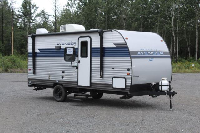 LS-F-3095 Neuf Prime Time Avenger 17BHS LT 2023 a vendre1