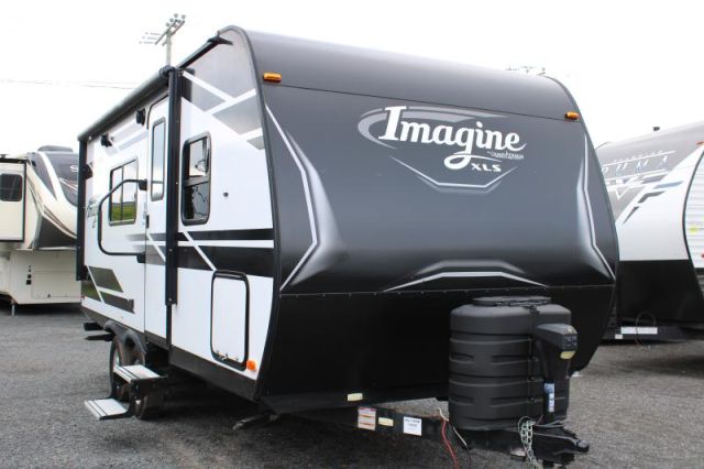 LS-AD-1990R Occasion Grand Design Imagine URO18 2019 a vendre1
