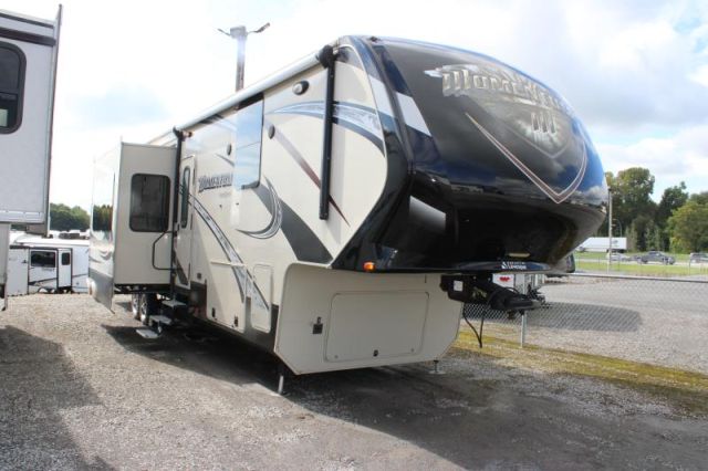 LS-AD-1565FC Occasion Grand Design Momentum 385TH 2014 a vendre1