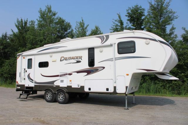 LS-BJ-3643 Occasion Prime Time Crusader 260RLD 2012 a vendre1