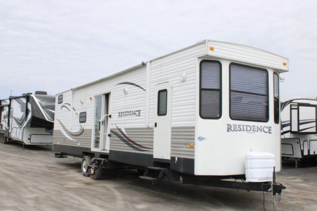 LS-AJ-3511P Occasion Keystone Residence RE402 2012 a vendre1