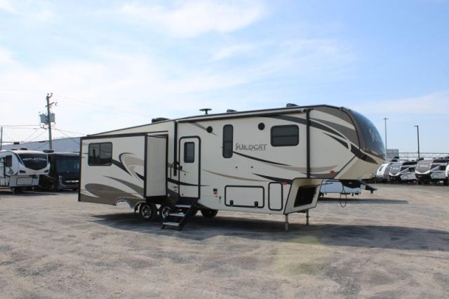LS-BJ-3789 Occasion Forest River Wildcat 285SGX 2018 a vendre1