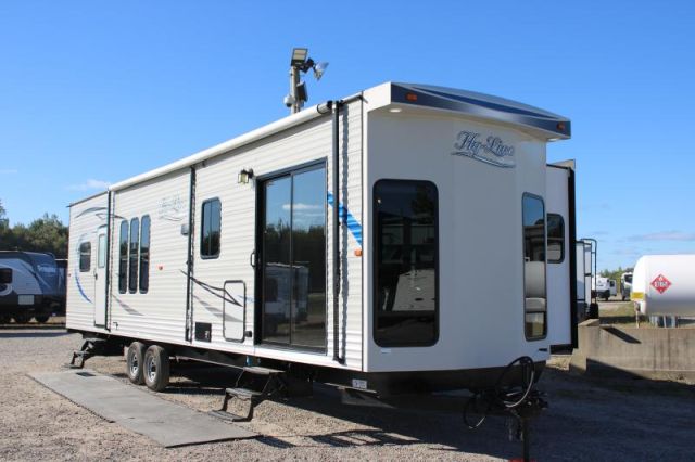 LS-AD-2680 Occasion Hy-line Hy Line 38 2019 a vendre1