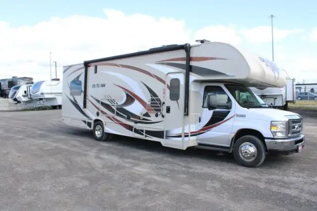 Thor Motor Coach Outlaw 29J