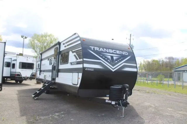 LS-D-2843R Neuf Grand Design Transcend 335BHT 2026 a vendre1