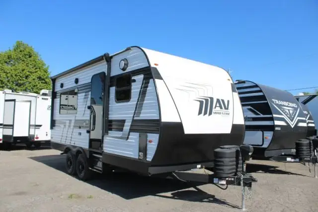 LS-D-2998RC Neuf Grand Design Momentum 17MAV 2026 a vendre1