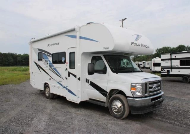 Thor Motor Coach Four Winds 25M