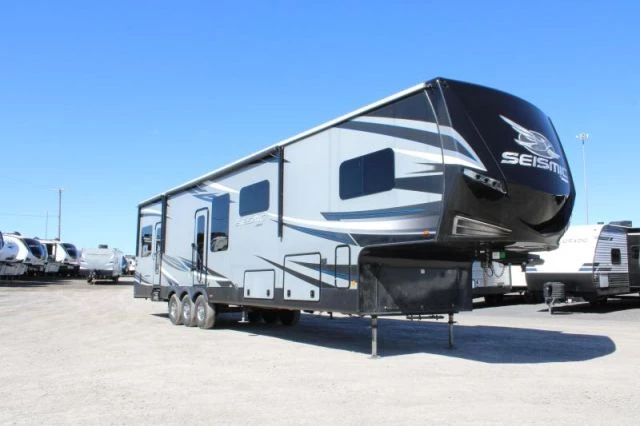 LS-AD-2291F Occasion Jayco Seismic 4013 2019 a vendre1