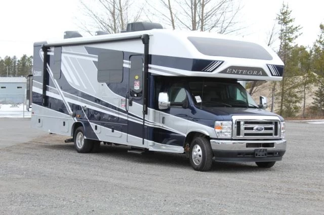 LS-J-3759C Neuf Entegra Coach Esteem 27U 2025 a vendre1