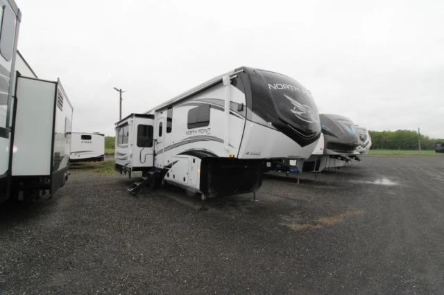 LS-AD-2326F Occasion Jayco North Point 310RLTS 2023 a vendre1