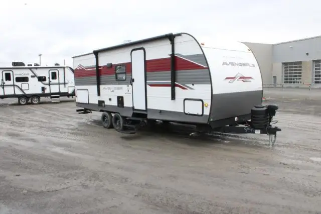 LS-F-3518R Neuf Prime Time Avenger 24BHSLE 2025 a vendre1