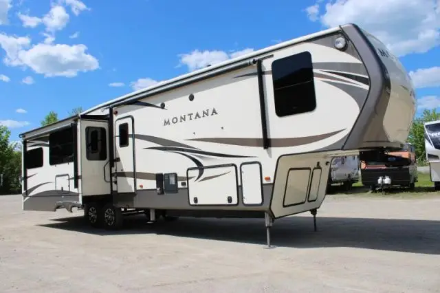 LS-AAD-2723 Occasion Keystone Montana 3720RL 2017 a vendre1