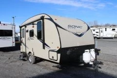 LS-AD-2513R Occasion Venture RV Sonic 150VRK 2017 a vendre1