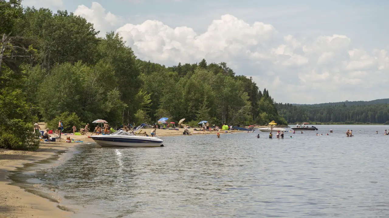 vue de la plage de la pointe-fine