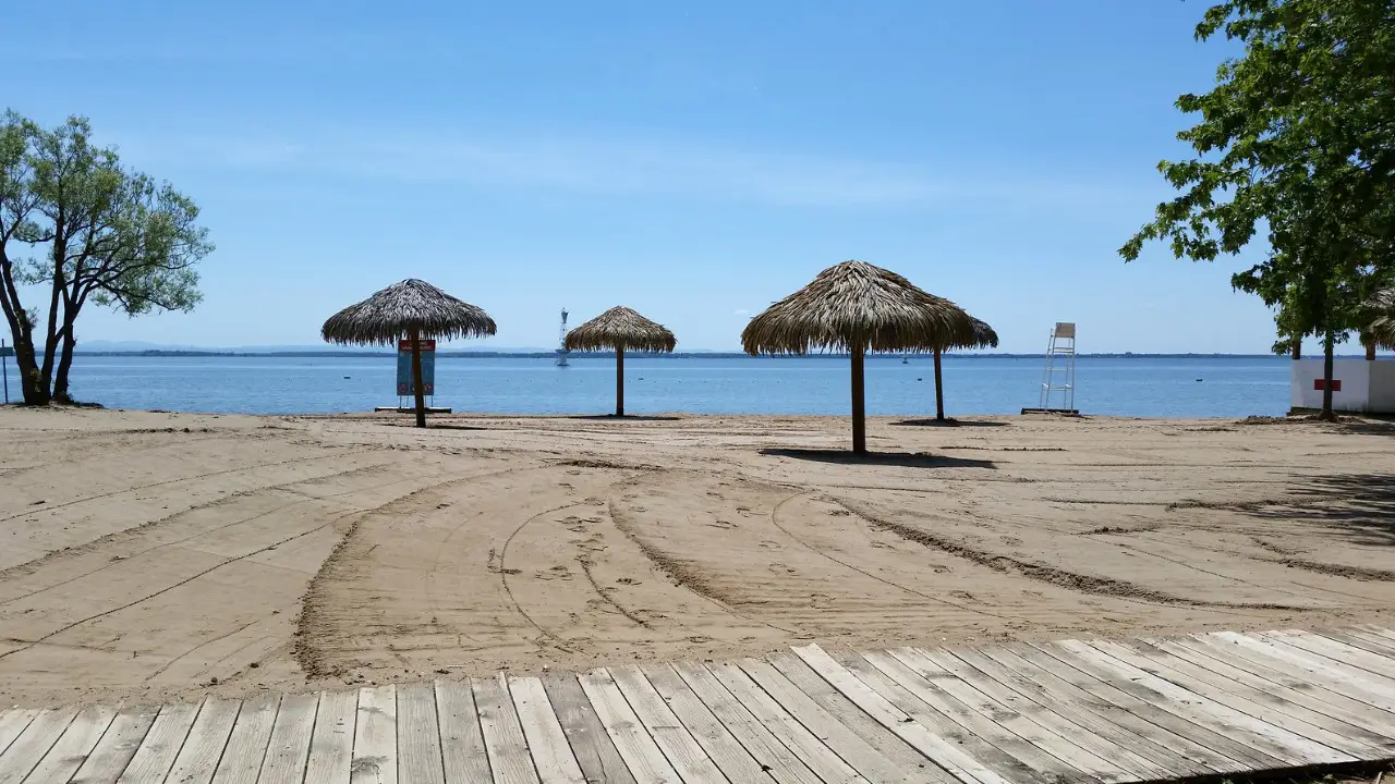 vue de la plage municipale de Saint-Zotique