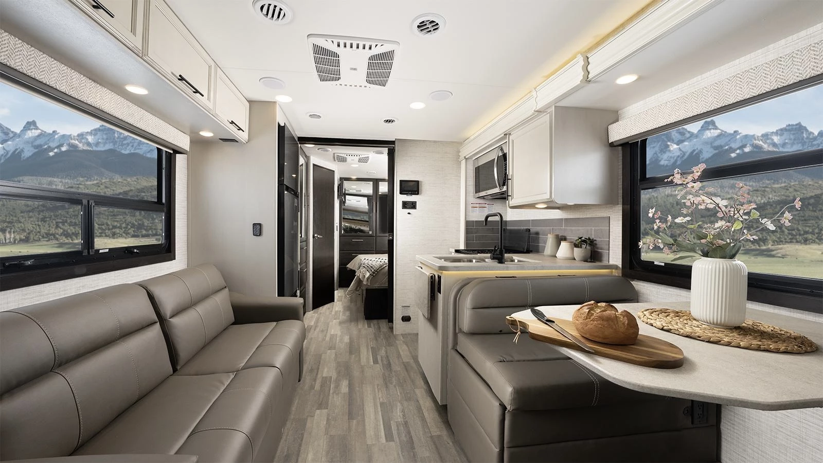 Intérieur Greyhawk 29 MV