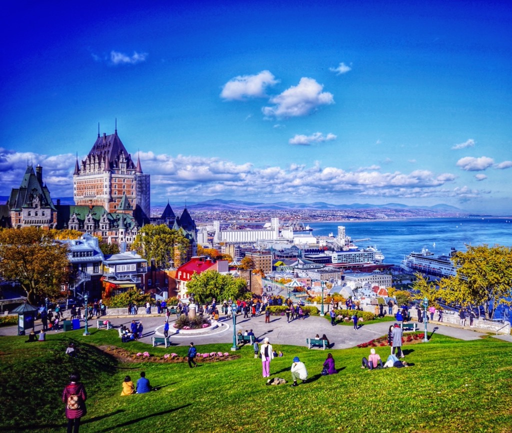 Vue de la ville de Québec incluant le château Frontenac